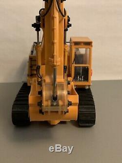 1992 New Bright 245D Caterpillar CAT Excavator Wireless Remote Control Tested