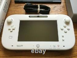 Lire La Liste! Nintendo Wii U 8gb White System Console + Choose 1 Jeunes USA Ou Plus