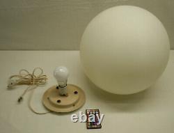 Vintage MID Century Modern MCM Globe Bille Lampe De Table Lampe De Table